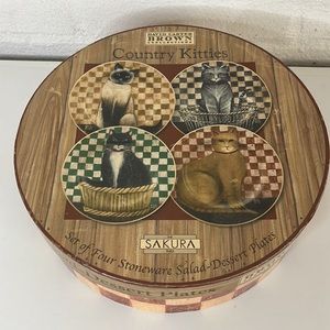 2004 David Carter Brown Collection County Kitties 4 Pc Stoneware Salad Plates